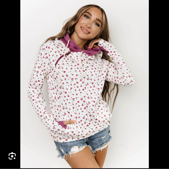 Ampersand Ave Doublehood - Picture 3 of 3